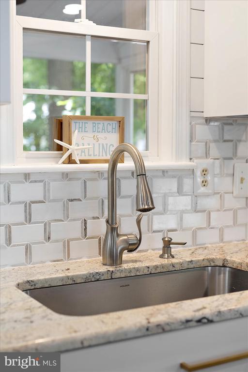 34008 ANNA MARIA DRIVE Unit: 115