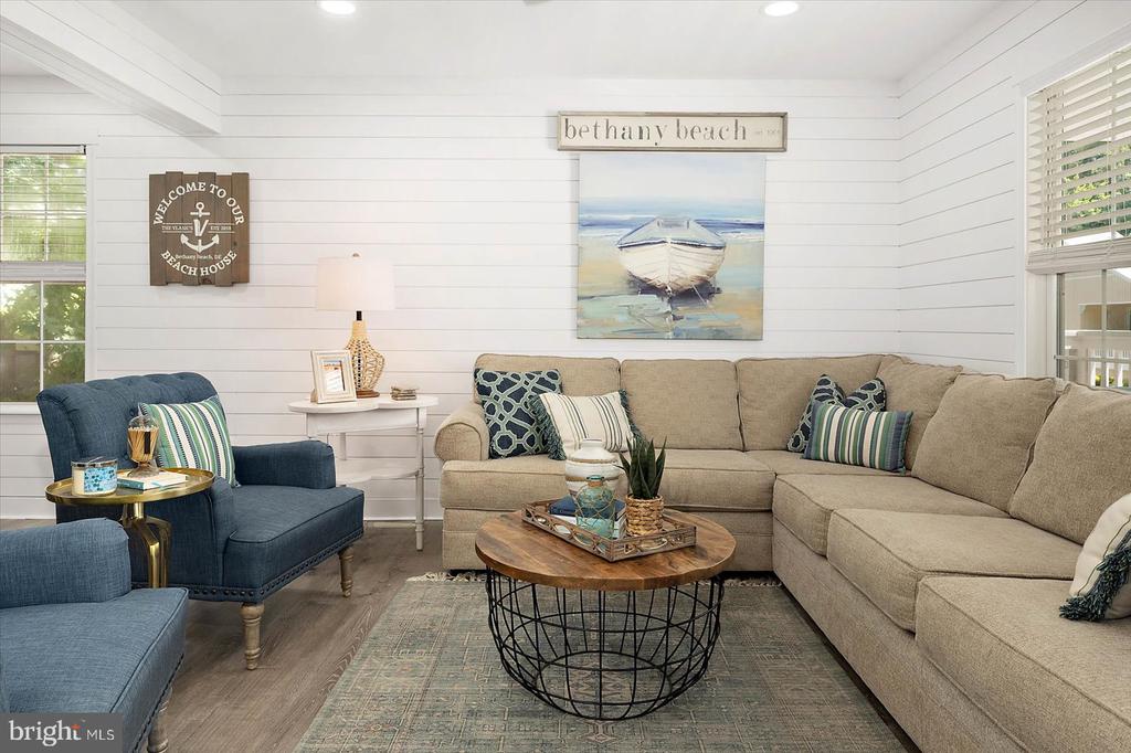 34008 ANNA MARIA DRIVE Unit: 115