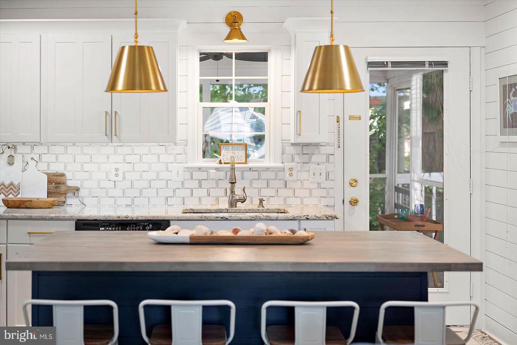 34008 ANNA MARIA DRIVE Unit: 115