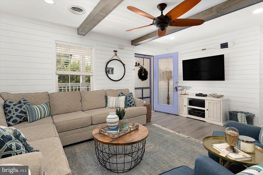 34008 ANNA MARIA DRIVE Unit: 115