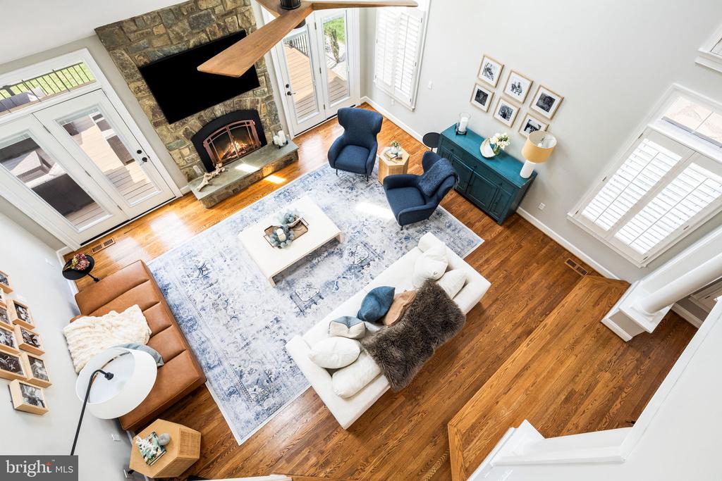 250 S RIVER LANDING ROAD