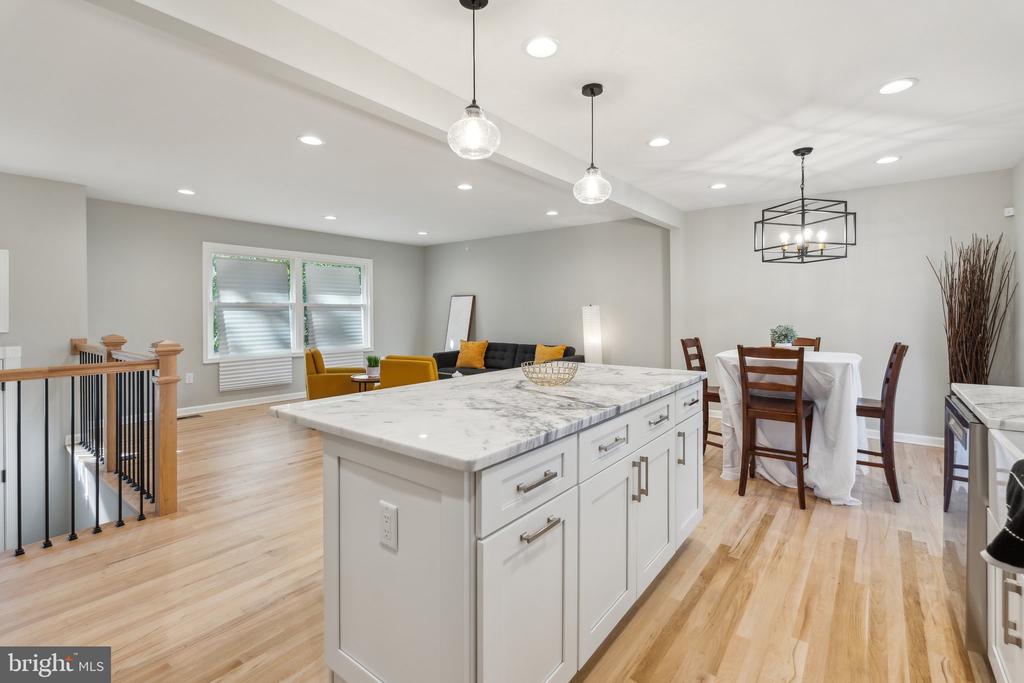 444 COMMUNITY ROAD