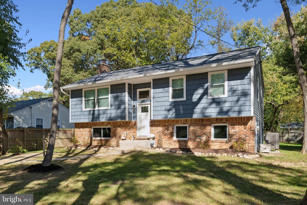 444 COMMUNITY ROAD