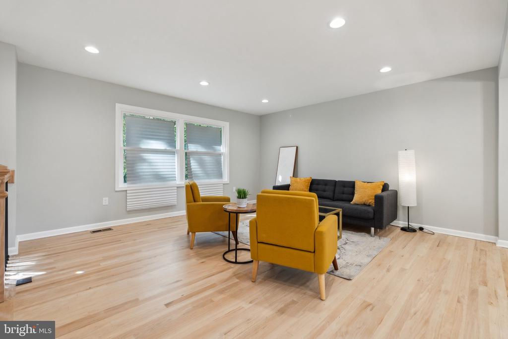 444 COMMUNITY ROAD