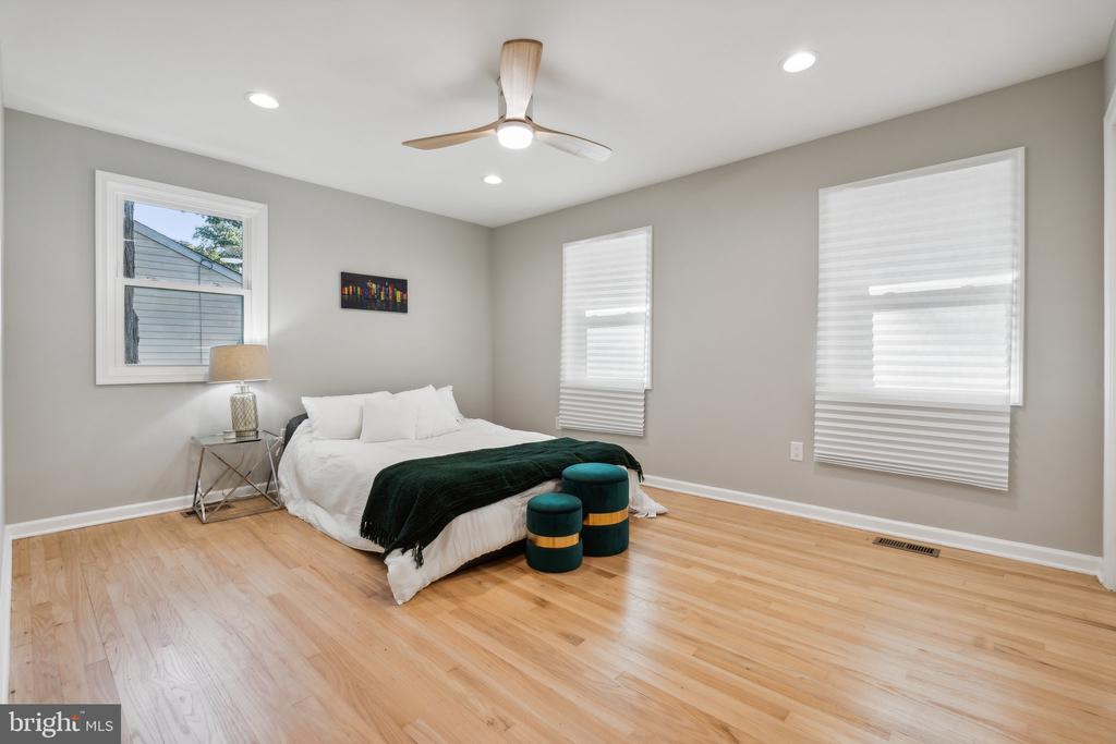 444 COMMUNITY ROAD