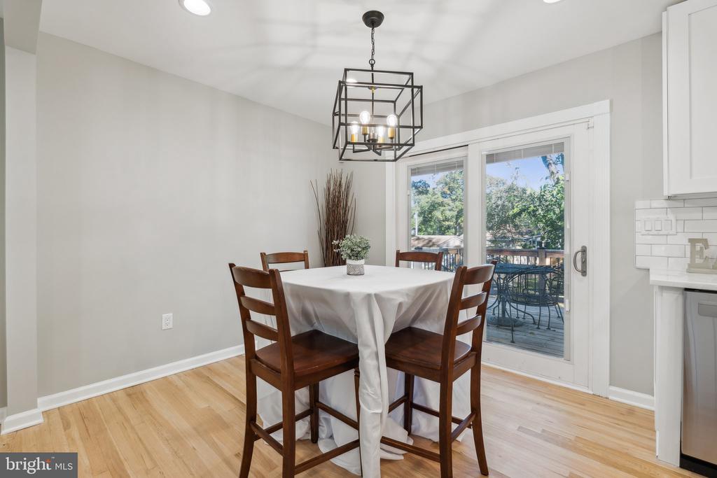 444 COMMUNITY ROAD