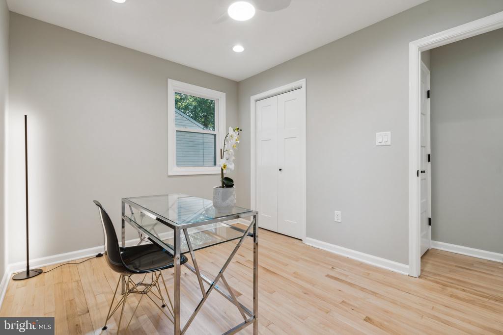444 COMMUNITY ROAD