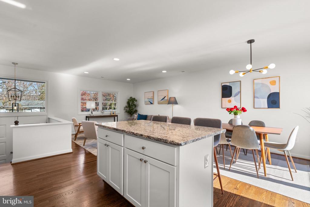 989 SAINT MARGARETS DRIVE