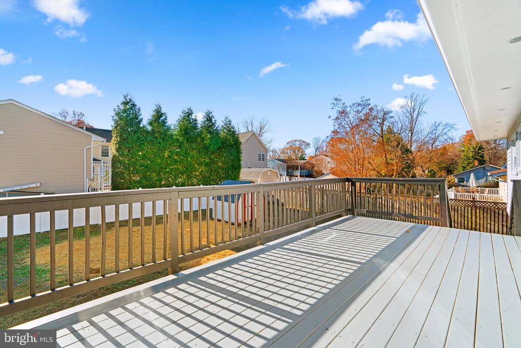 989 SAINT MARGARETS DRIVE