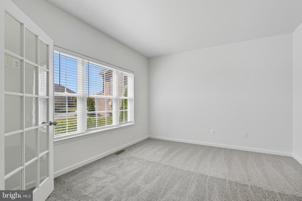 1726 WILLARD WAY