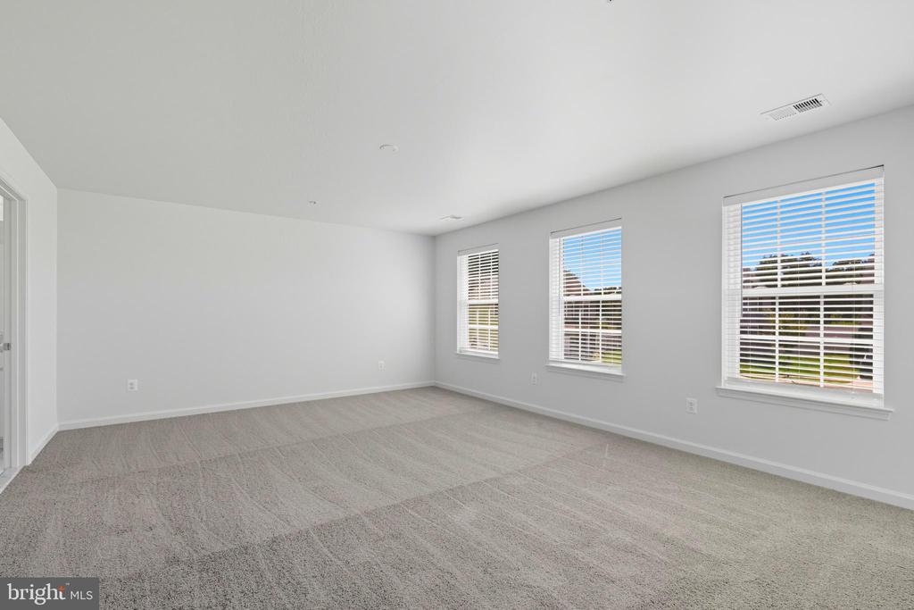 1726 WILLARD WAY