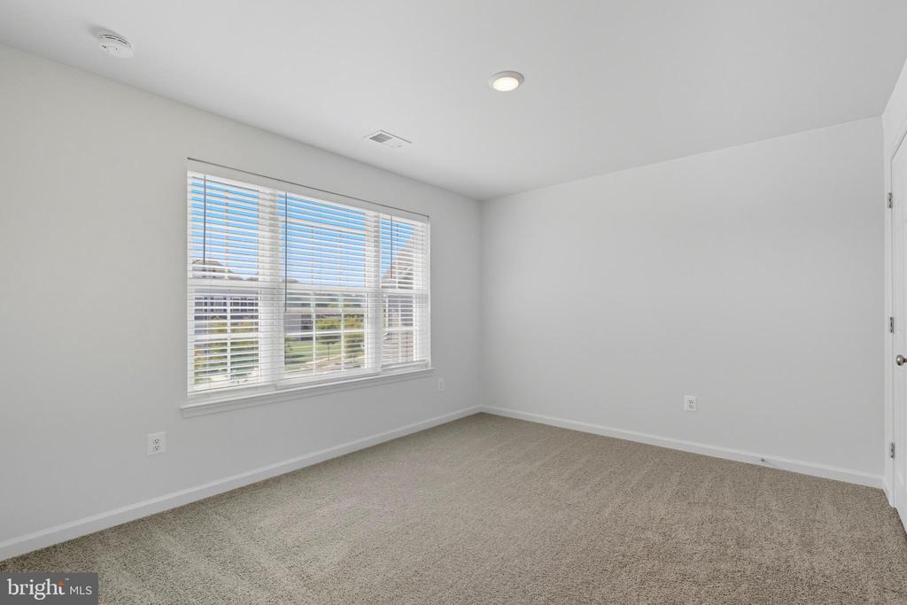 1726 WILLARD WAY