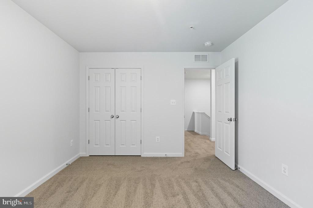 1726 WILLARD WAY