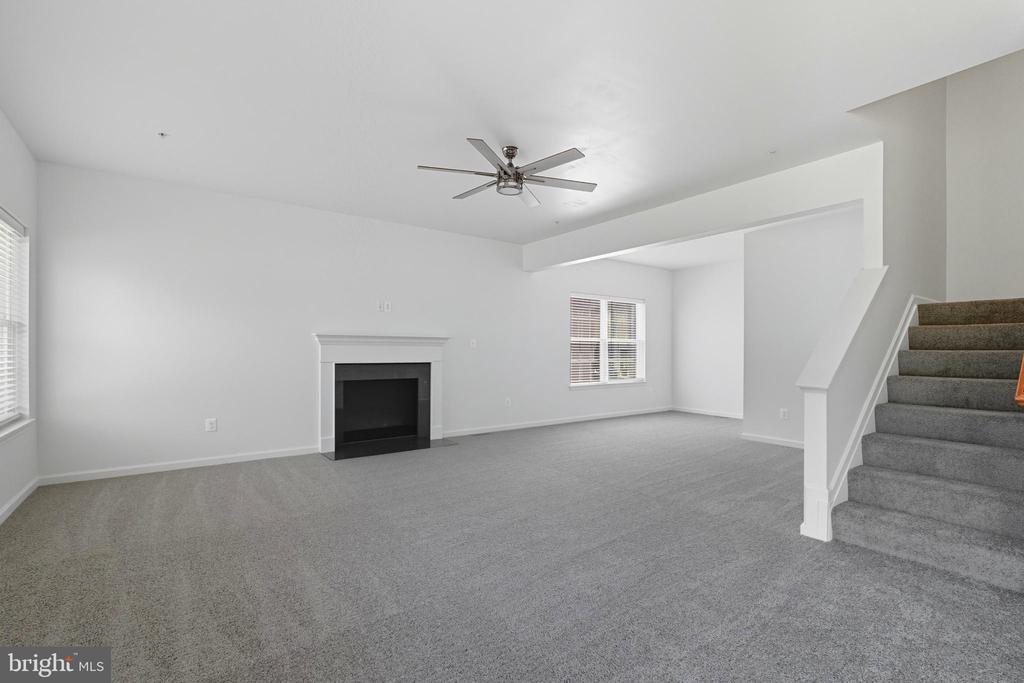 1726 WILLARD WAY
