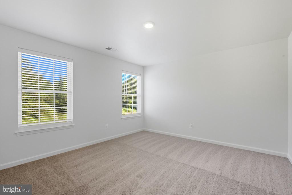1726 WILLARD WAY