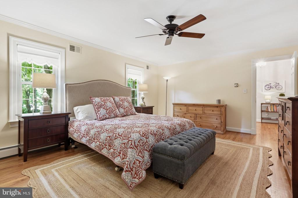 26 BELLEVIEW DRIVE