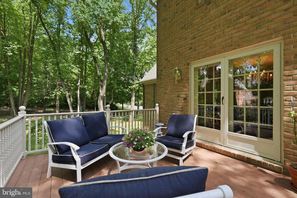 26 BELLEVIEW DRIVE