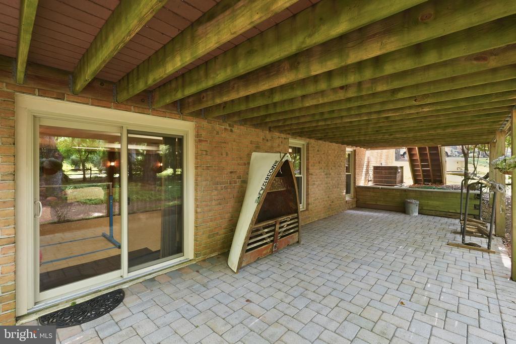 26 BELLEVIEW DRIVE
