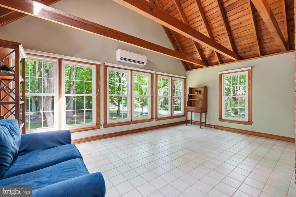 26 BELLEVIEW DRIVE
