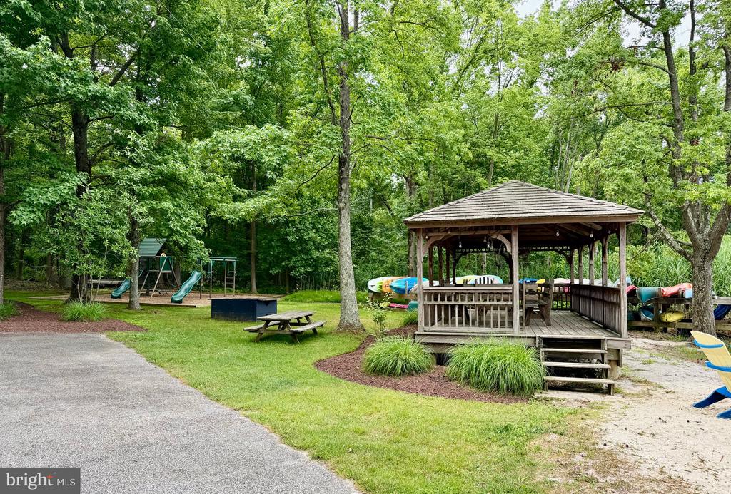 26 BELLEVIEW DRIVE