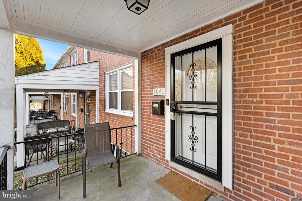 1641 STONEWOOD ROAD
