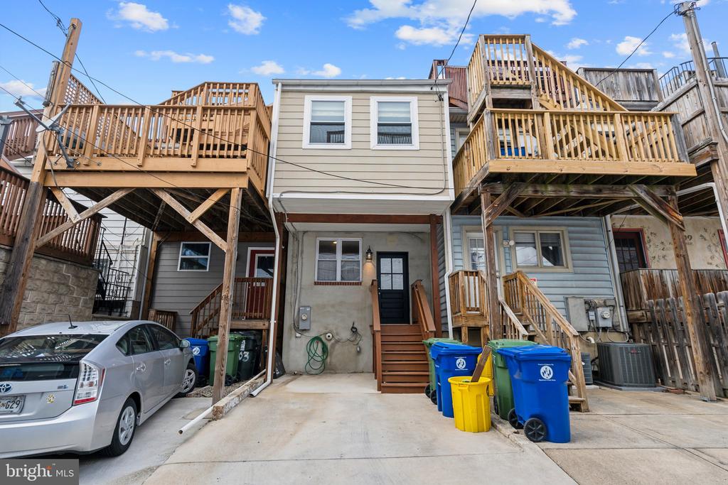 2905 FAIT AVENUE