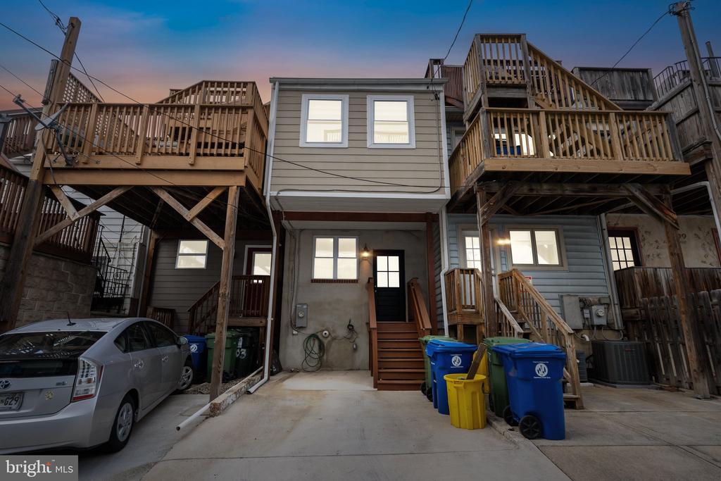 2905 FAIT AVENUE