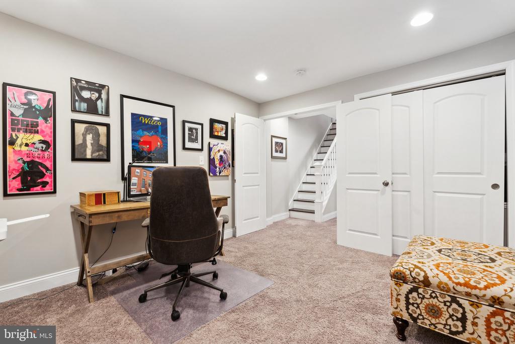 2905 FAIT AVENUE