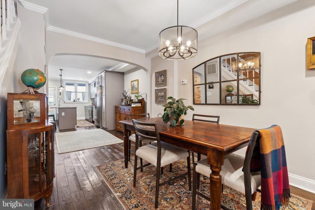 2905 FAIT AVENUE