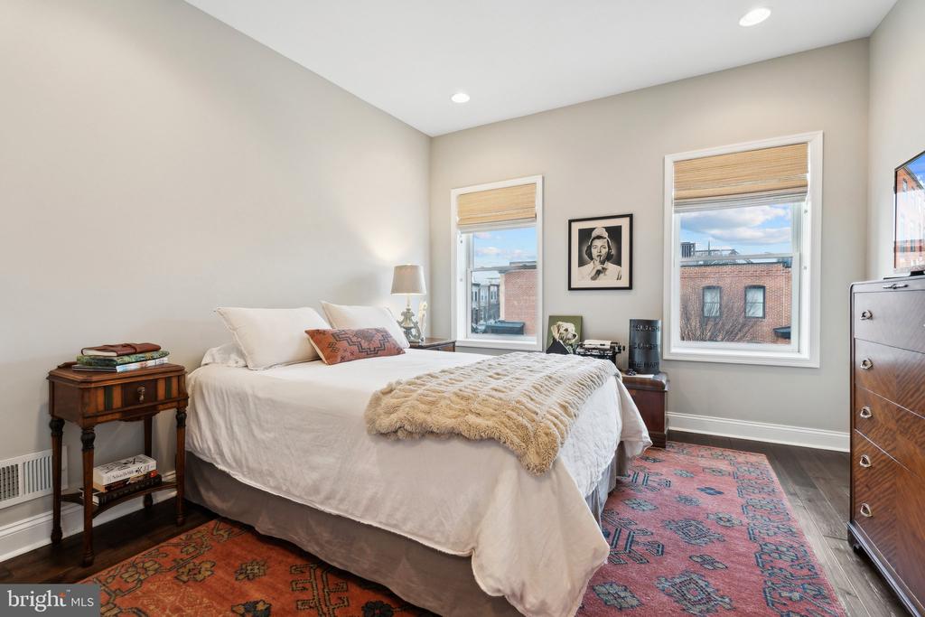 2905 FAIT AVENUE