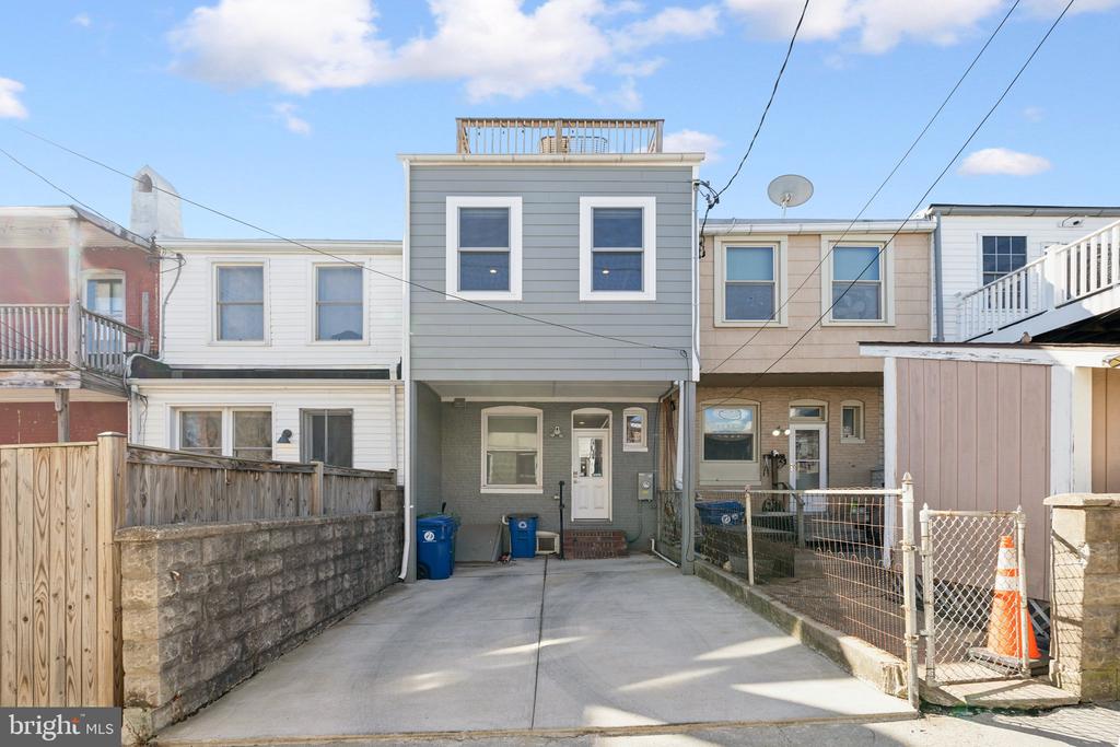 3922 FOSTER AVENUE