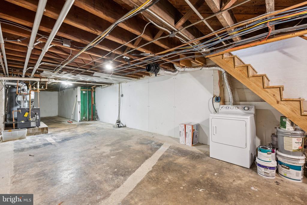 1412 LIGHT STREET Unit: 1