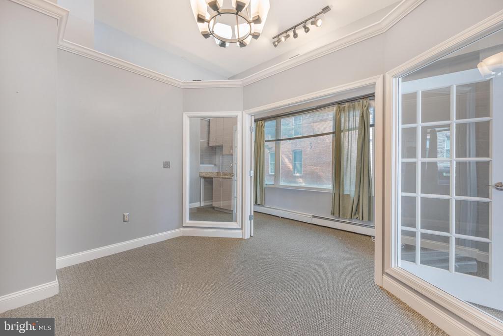 1412 LIGHT STREET Unit: 1