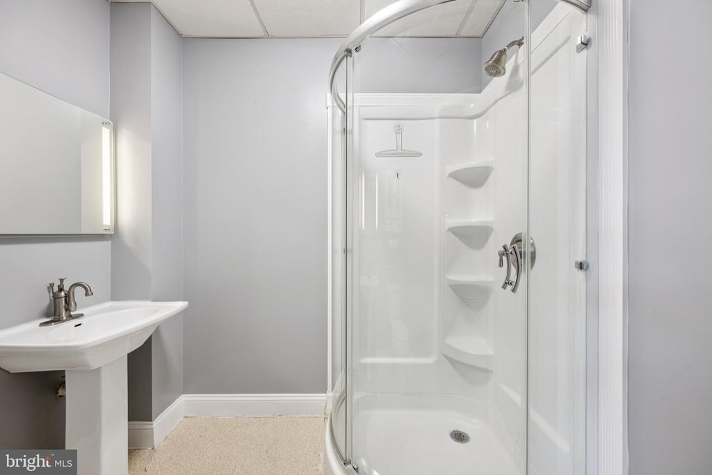1412 LIGHT STREET Unit: 1
