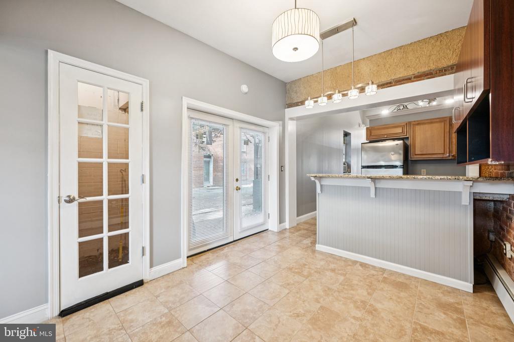 1412 LIGHT STREET Unit: 1