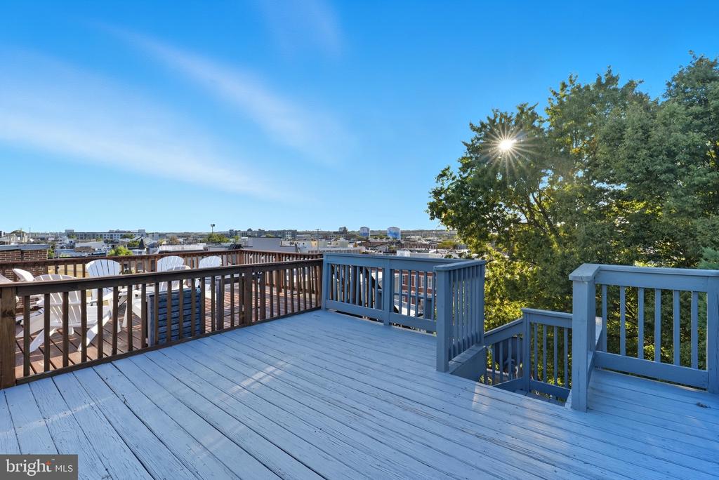 1412 LIGHT STREET Unit: 3