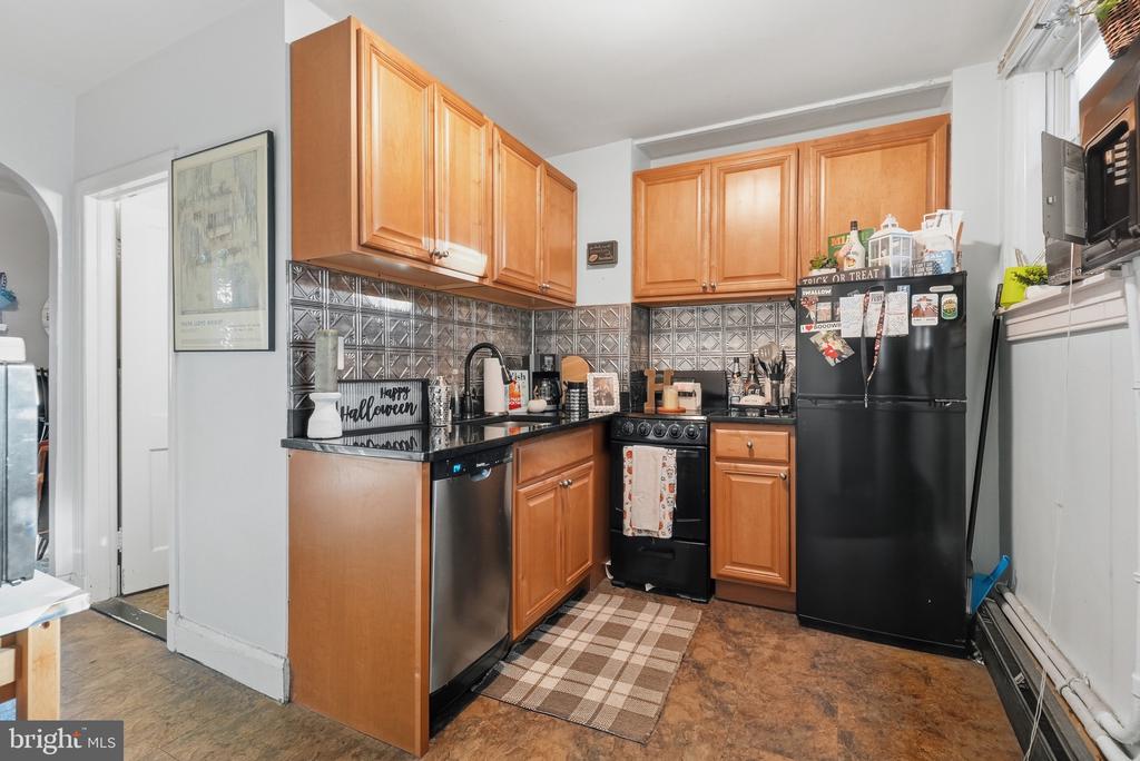 1412 LIGHT STREET Unit: 3
