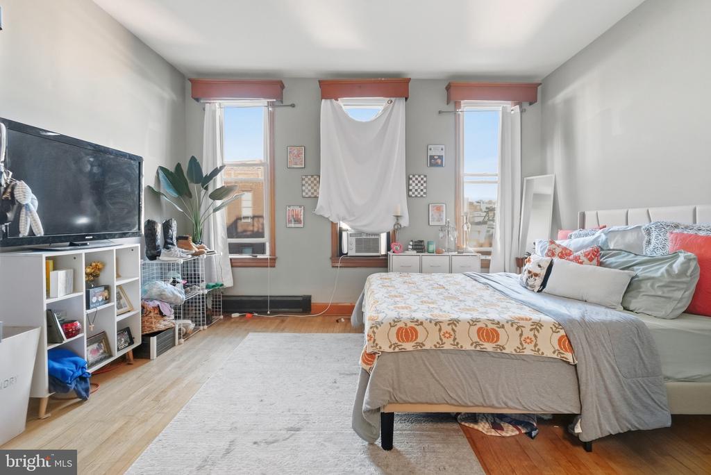 1412 LIGHT STREET Unit: 3