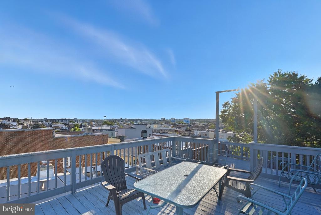 1412 LIGHT STREET Unit: 3