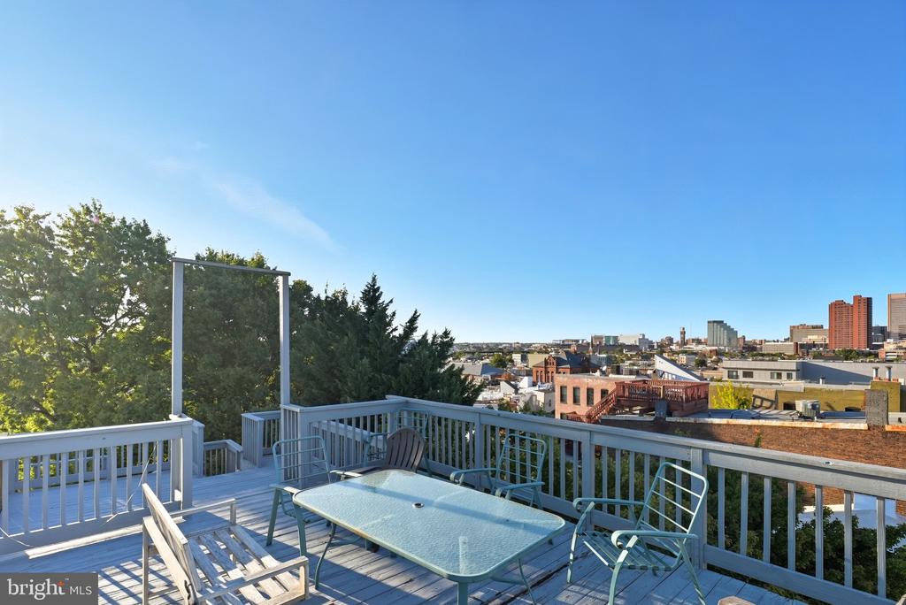 1412 LIGHT STREET Unit: 3