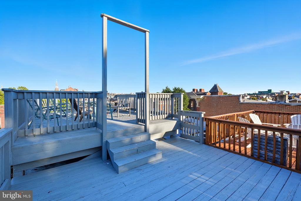 1412 LIGHT STREET Unit: 3