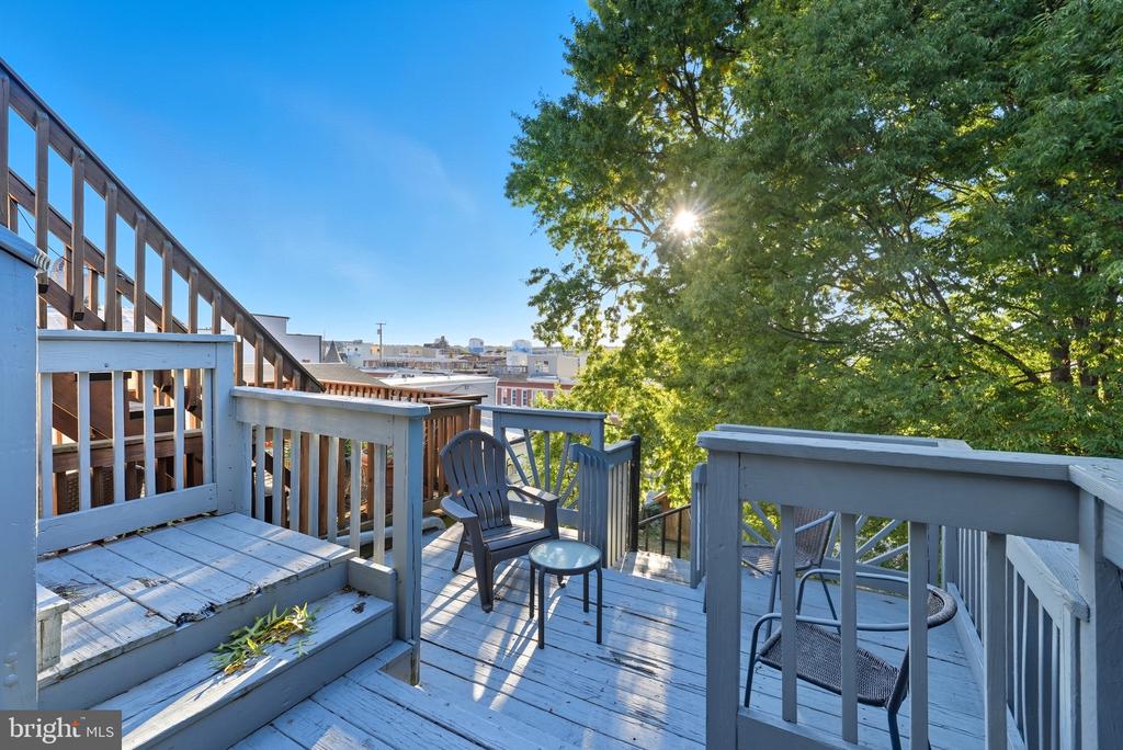 1412 LIGHT STREET Unit: 3