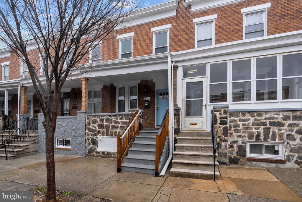 2712 ASHLAND AVENUE