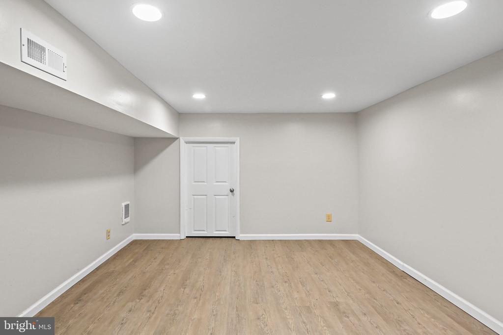 3924 REISTERSTOWN ROAD