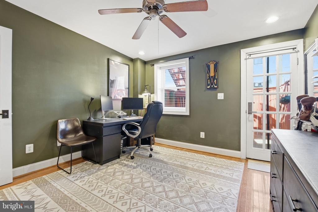3312 FLEET STREET
