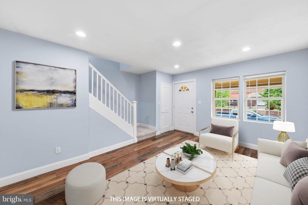 636 HILLVIEW