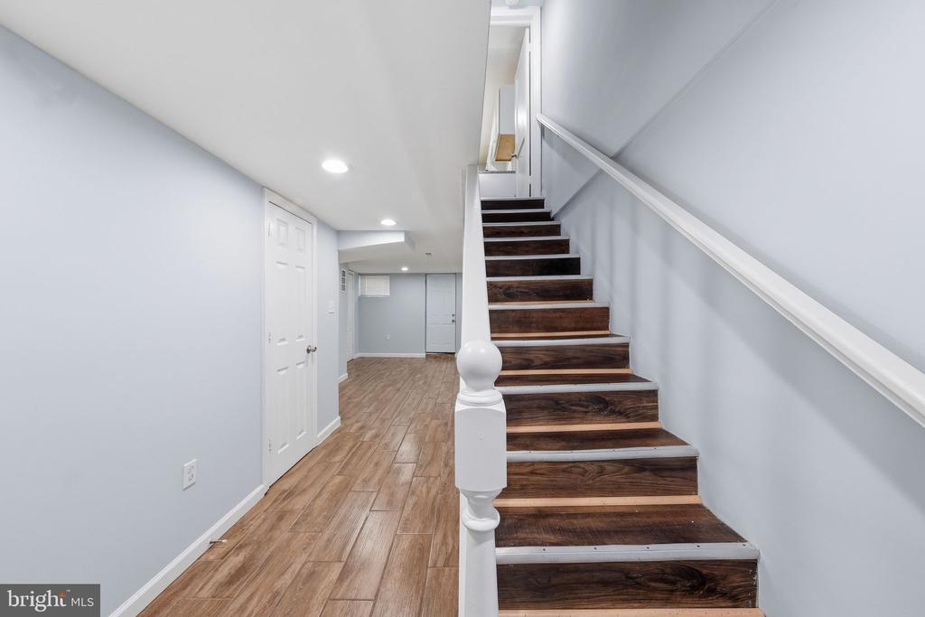 636 HILLVIEW