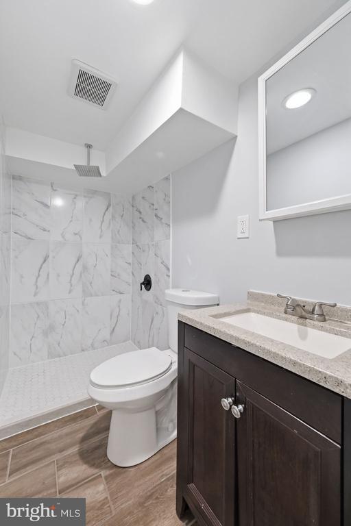 636 HILLVIEW