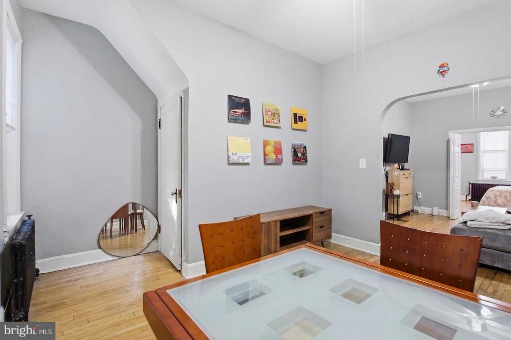 1412 LIGHT STREET Unit: 2