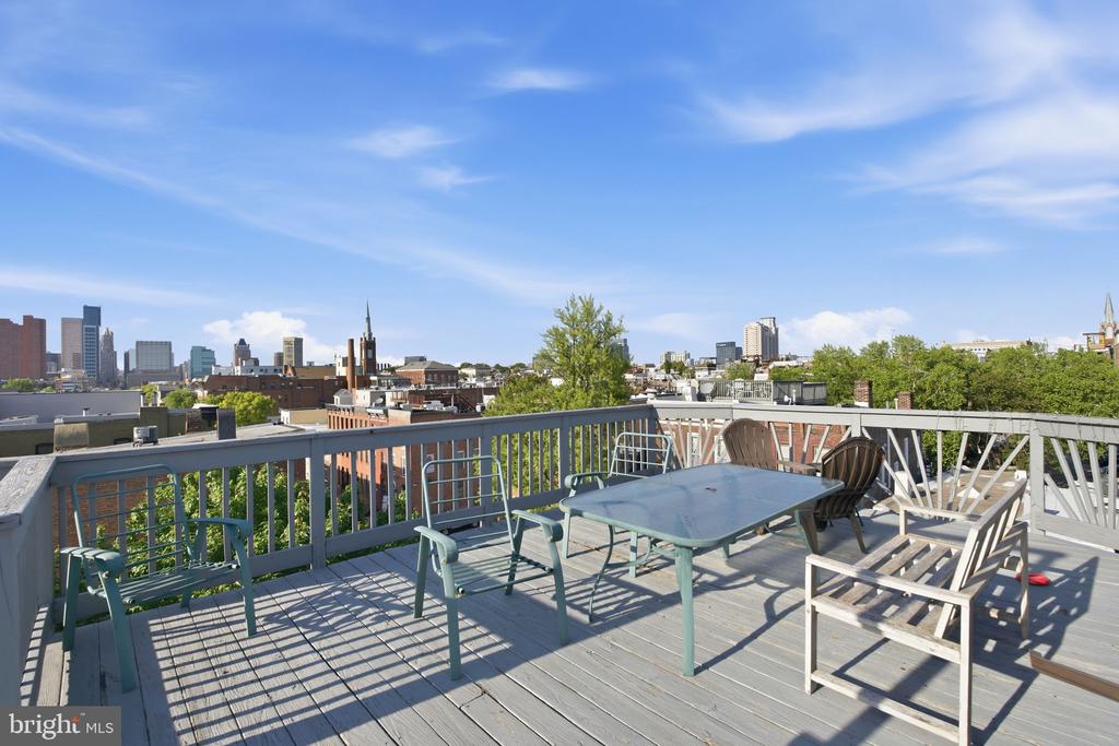 1412 LIGHT STREET Unit: 2